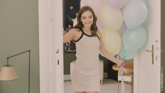 Simona Purr and Mencia Francis in Ultra Films set Festive Delights