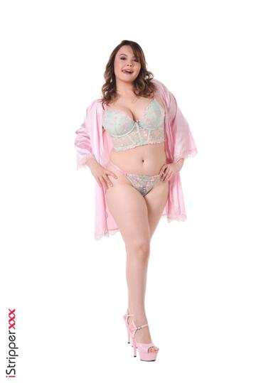 Peachy Alice in Istripper set Peachy Spring