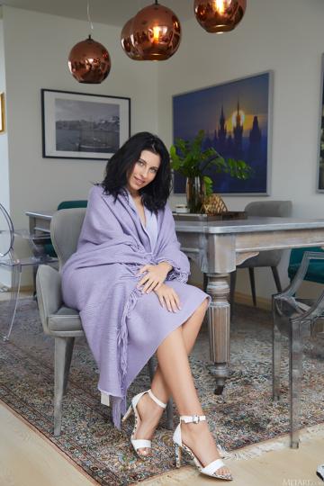 Lilly Bella in Metart set Soft Lilac