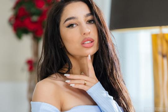 Kama Oxi in Fitting Room set Your New Horny Girlfriend