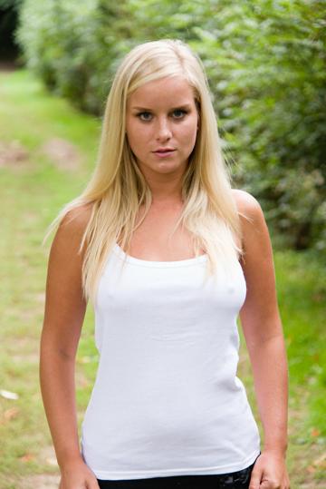 Miela A in Metart set Vochero