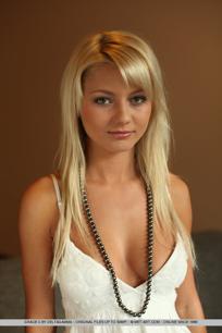 Grace C in Metart set Presenting Grace