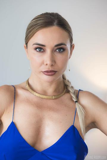 Venera Maxima in Fitting Room set Your Favorite Women Panties
