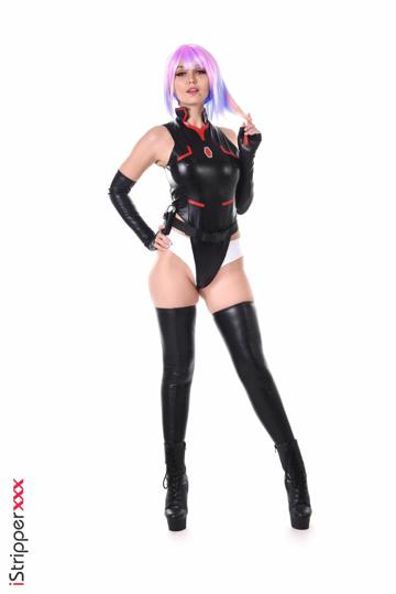 Sia Siberia in Istripper set Cybersex