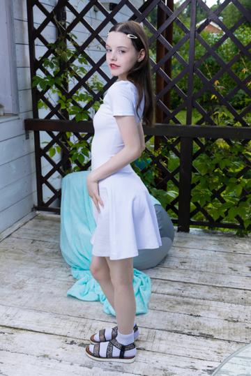 Dakota in Stunning 18 set Dakota Doll