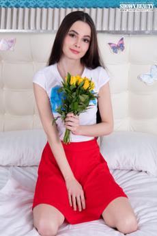 Angela in Showy Beauty set Special Delivery