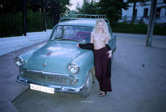 Katrin in Nude In Russia set Delightful Beauty