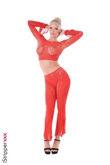 Era Queen in Istripper set Passionate At Night