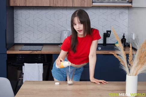 Dakota Doll in Beauty Angels set Lunchtime Fingering Game