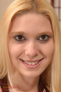 Alena in Matts Models set #498