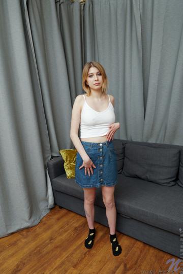Kami Yammy in Nubiles set Brick House