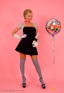 Hayley-Marie in Pinup Wow set Good Luck!