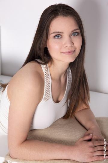 Elizabeth T in Wow Girls set Blue Eyes Hot Body