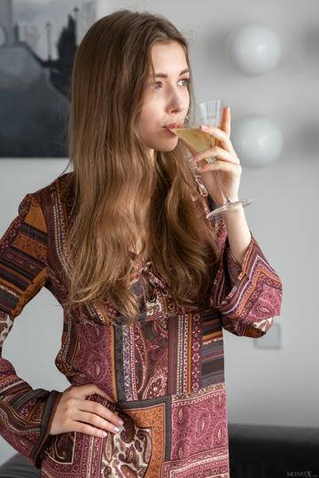 Mila Azul in Metart X set Martini