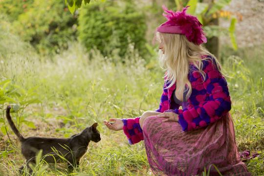 Nika in Boho Nude Art set Bougainvillea vs Hydrangea