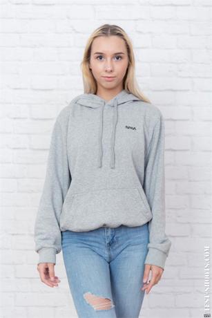 Kelly in Test Shoots set Casting